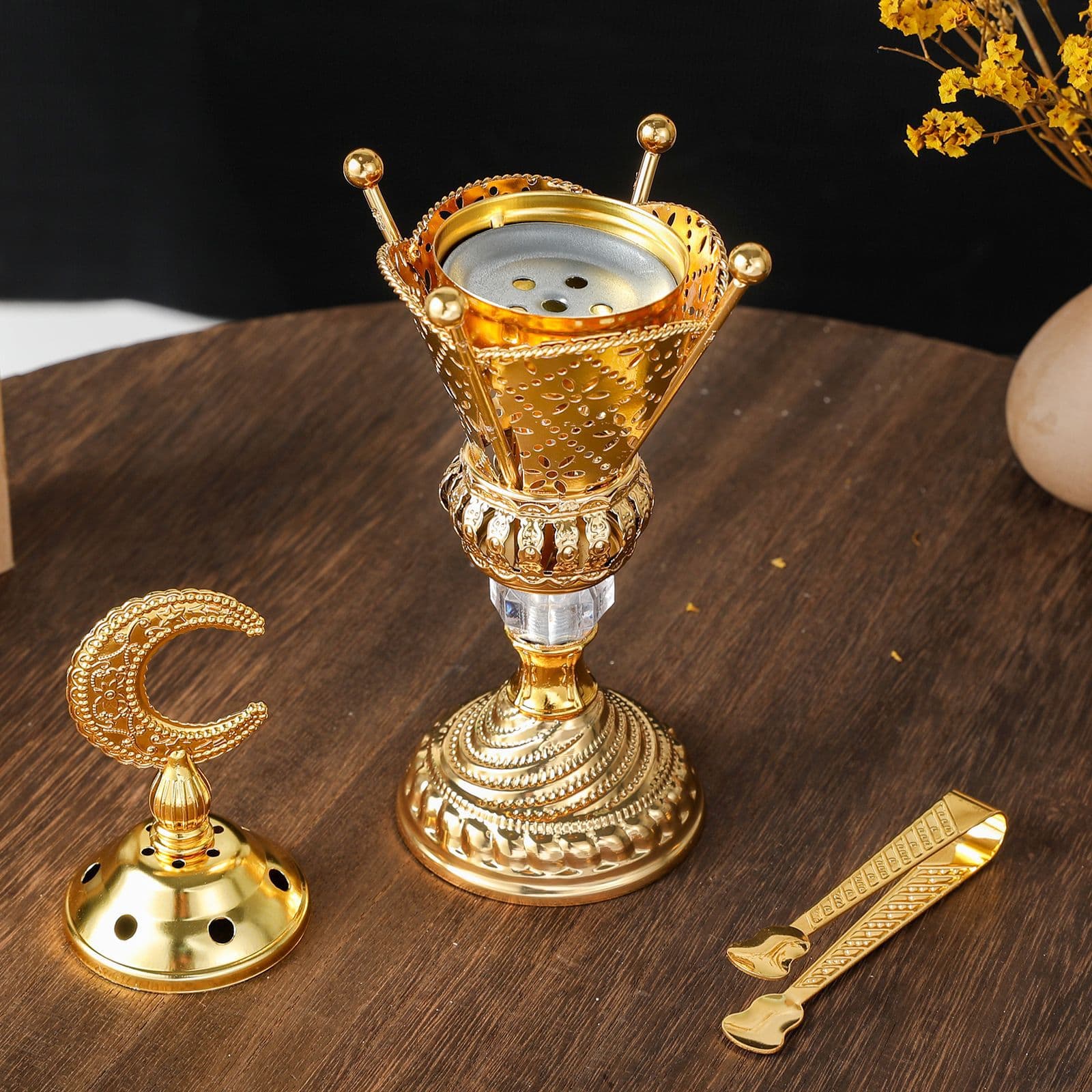 Golden Arabic Style Charcoal Incense Burner - Living Room Tabletop Decorative Ornament & Aromatherapy Burner Golden Arabic Style Charcoal Incense Burner - Living Room Tabletop Decorative Ornament & Aromatherapy Burner
